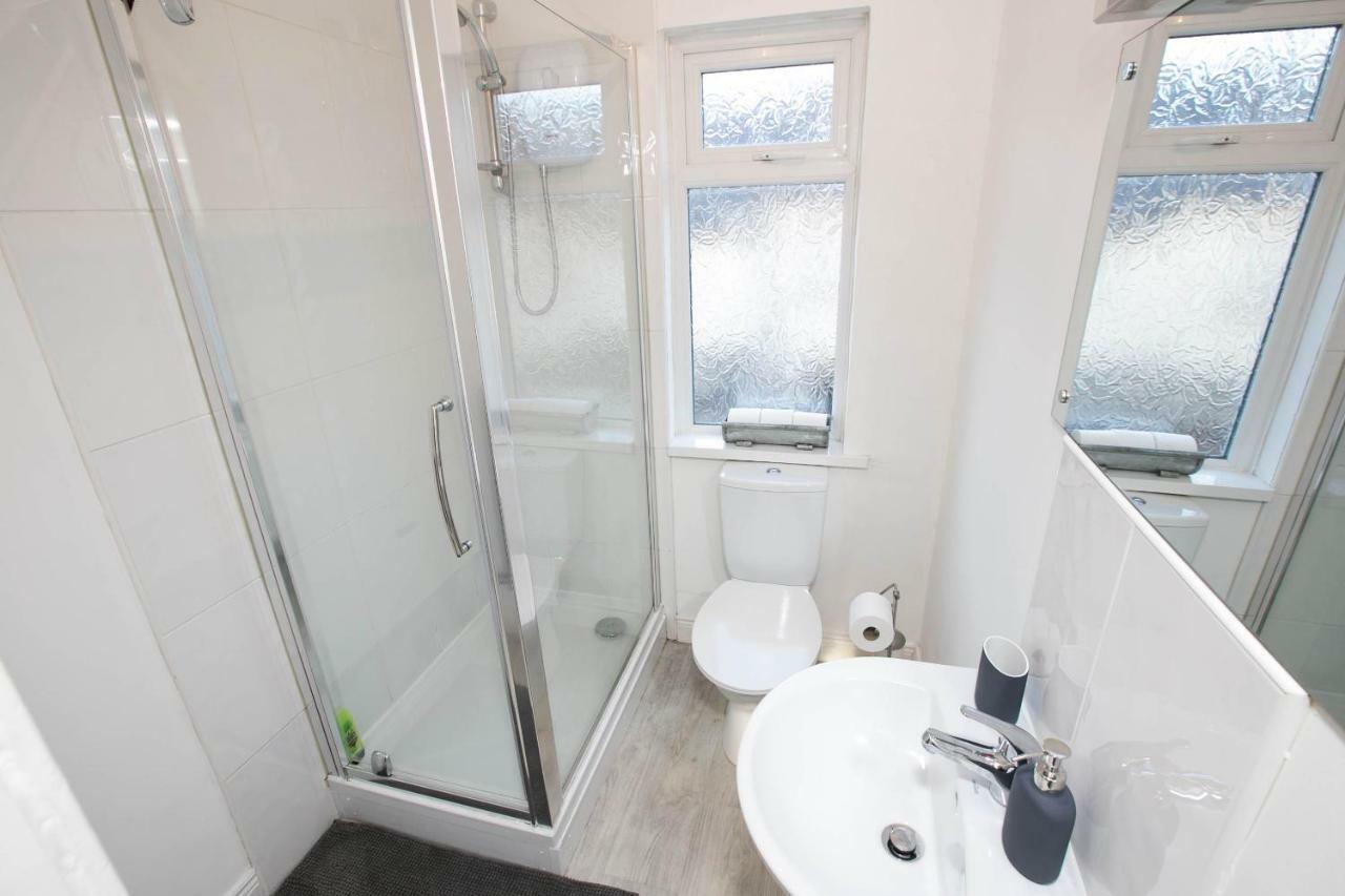 Stylish Home With Smart Technology Belfast Eksteriør bilde